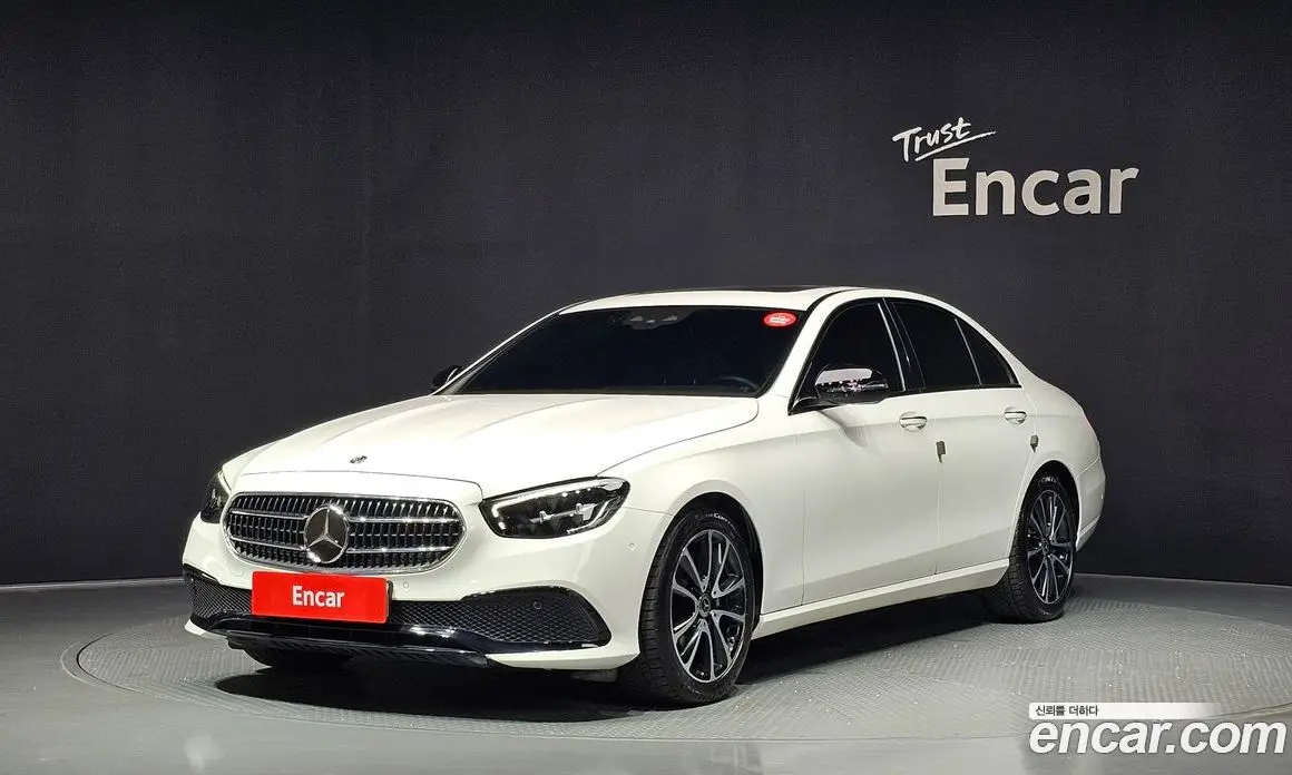 Mercedes-Benz E-Class 2020 2.0 автомат (гидро), фото 1 Mercedes-Benz E-Class 2020 2.0 автомат (гидро), фото 1