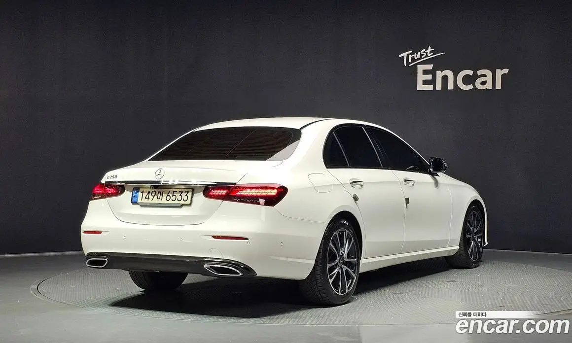 Mercedes-Benz E-Class 2020 2.0 автомат (гидро), фото 2 Mercedes-Benz E-Class 2020 2.0 автомат (гидро), фото 2