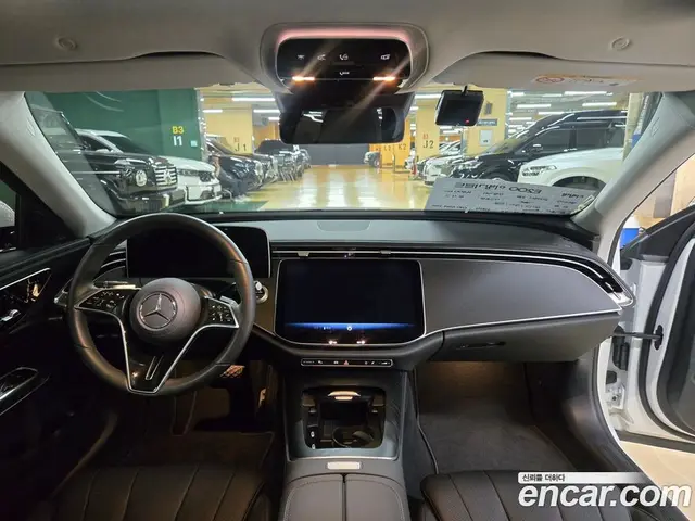 Mercedes-Benz E-Class 2025 2.0 автомат (гидро), миниатюра 11 Mercedes-Benz E-Class 2025 2.0 автомат (гидро), миниатюра 11
