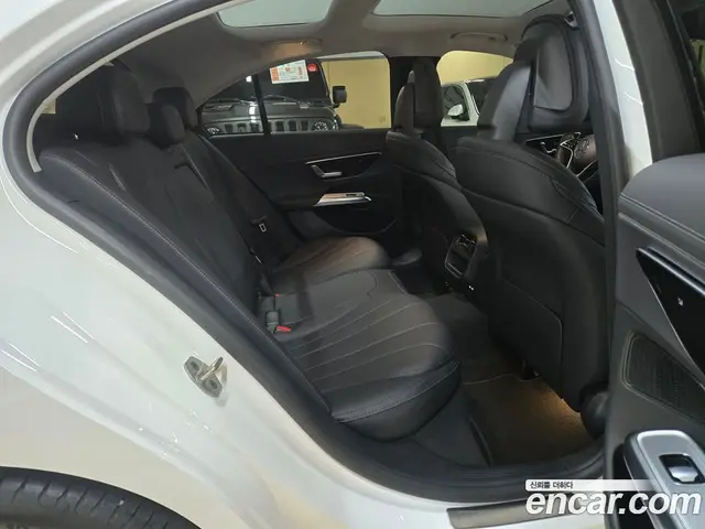 Mercedes-Benz E-Class 2025 2.0 автомат (гидро), миниатюра 12