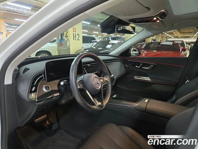 Mercedes-Benz E-Class 2025 2.0 автомат (гидро), миниатюра 9 Mercedes-Benz E-Class 2025 2.0 автомат (гидро), миниатюра 9