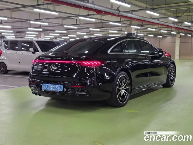 Mercedes-Benz EQS 2022 0.3 автомат (гидро), миниатюра 5