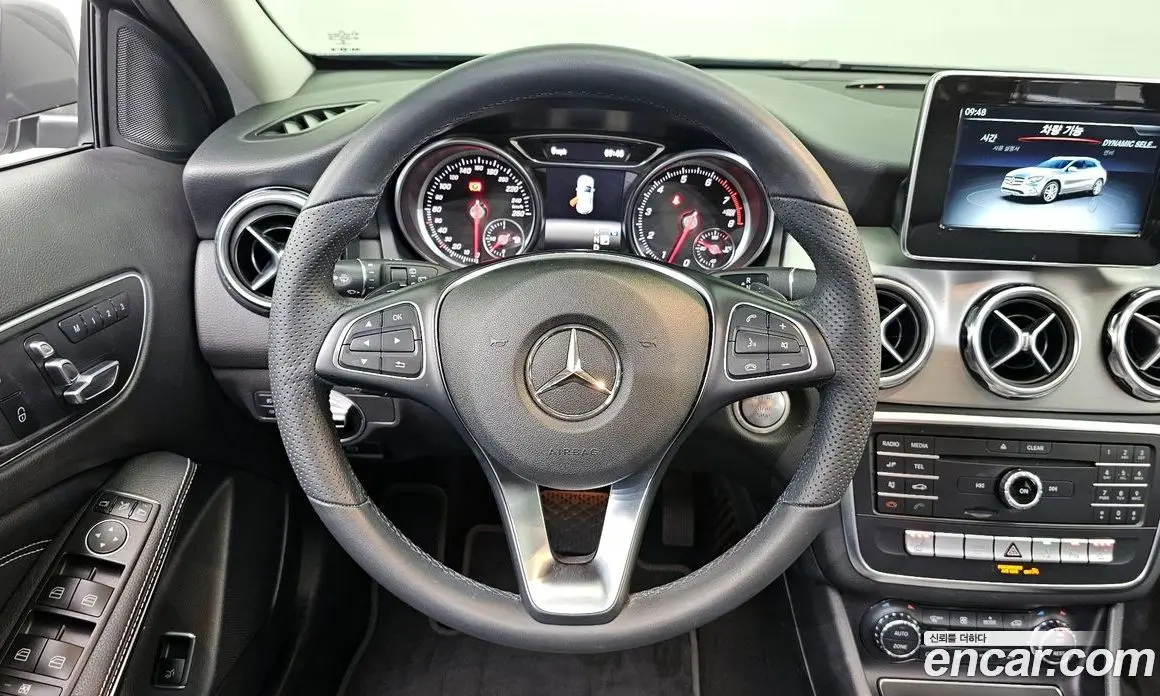 Mercedes-Benz GLA-Class 2019 2.0 автомат (гидро), фото 13 Mercedes-Benz GLA-Class 2019 2.0 автомат (гидро), фото 13