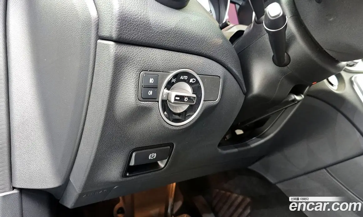 Mercedes-Benz GLA-Class 2019 2.0 автомат (гидро), фото 16 Mercedes-Benz GLA-Class 2019 2.0 автомат (гидро), фото 16