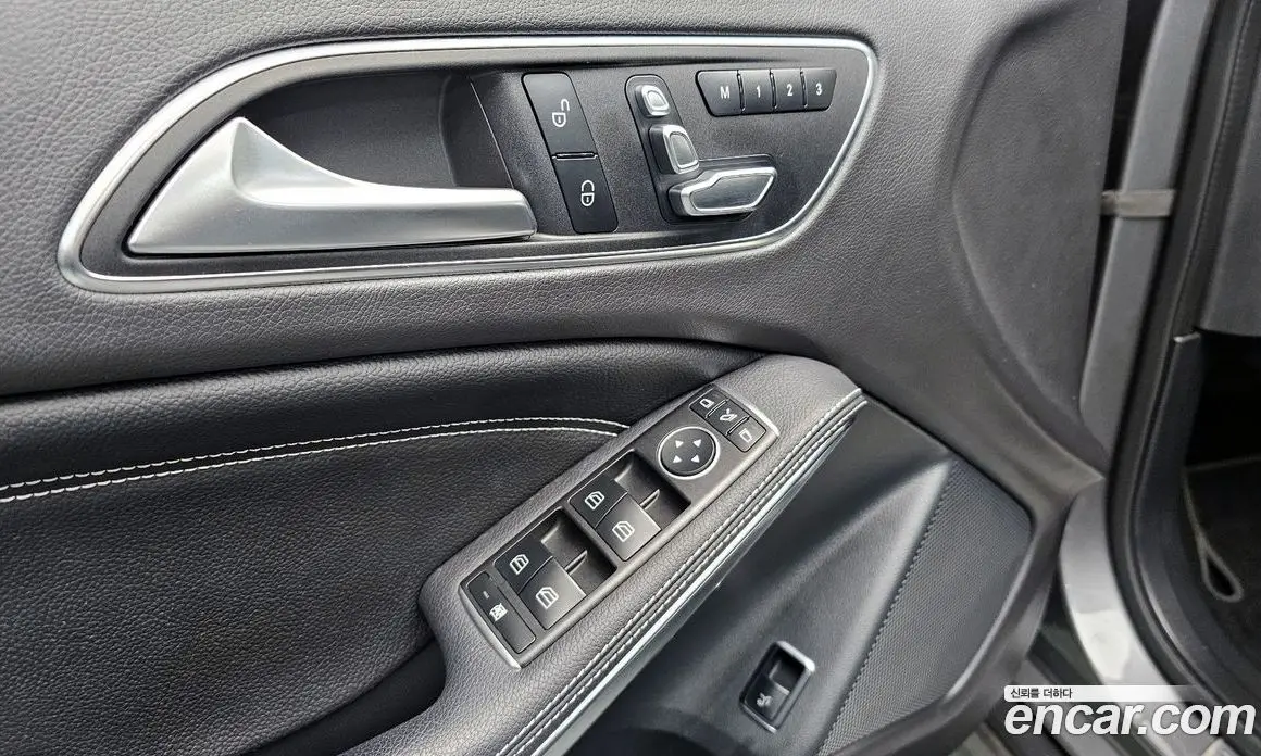 Mercedes-Benz GLA-Class 2019 2.0 автомат (гидро), фото 17 Mercedes-Benz GLA-Class 2019 2.0 автомат (гидро), фото 17