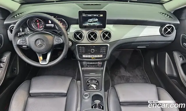 Mercedes-Benz GLA-Class 2019 2.0 автомат (гидро), миниатюра 7 Mercedes-Benz GLA-Class 2019 2.0 автомат (гидро), миниатюра 7