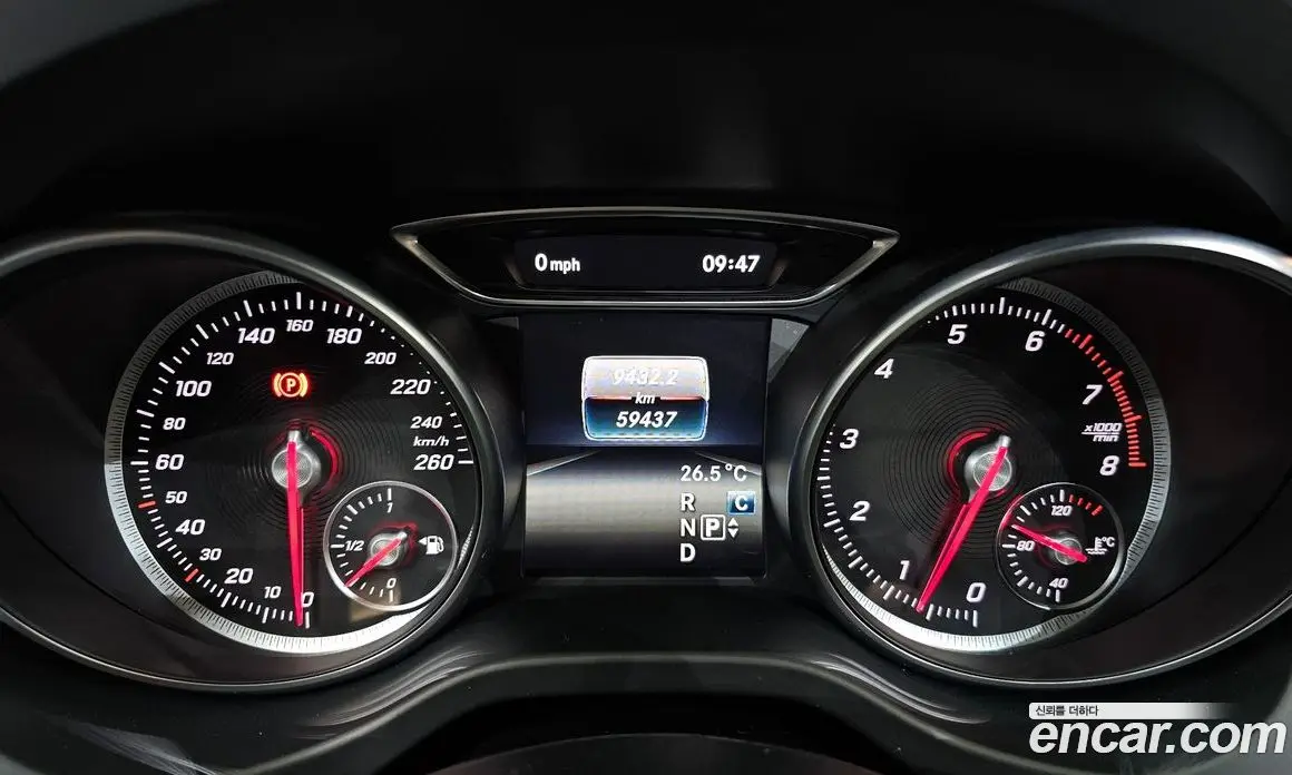 Mercedes-Benz GLA-Class 2019 2.0 автомат (гидро), фото 8 Mercedes-Benz GLA-Class 2019 2.0 автомат (гидро), фото 8