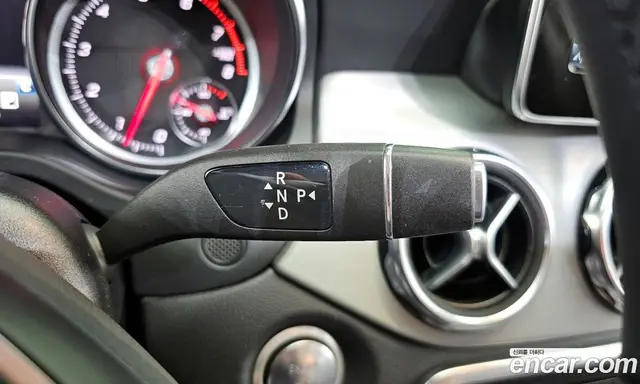 Mercedes-Benz GLA-Class 2019 2.0 автомат (гидро), миниатюра 9 Mercedes-Benz GLA-Class 2019 2.0 автомат (гидро), миниатюра 9
