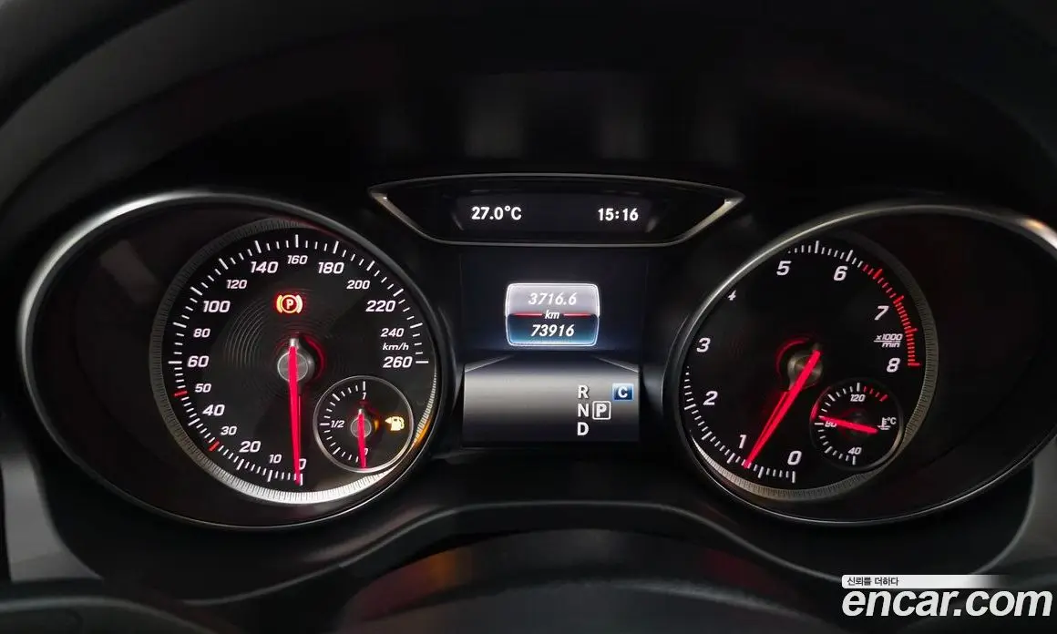Mercedes-Benz GLA-Class 2019 2.0 автомат (гидро), фото 11 Mercedes-Benz GLA-Class 2019 2.0 автомат (гидро), фото 11