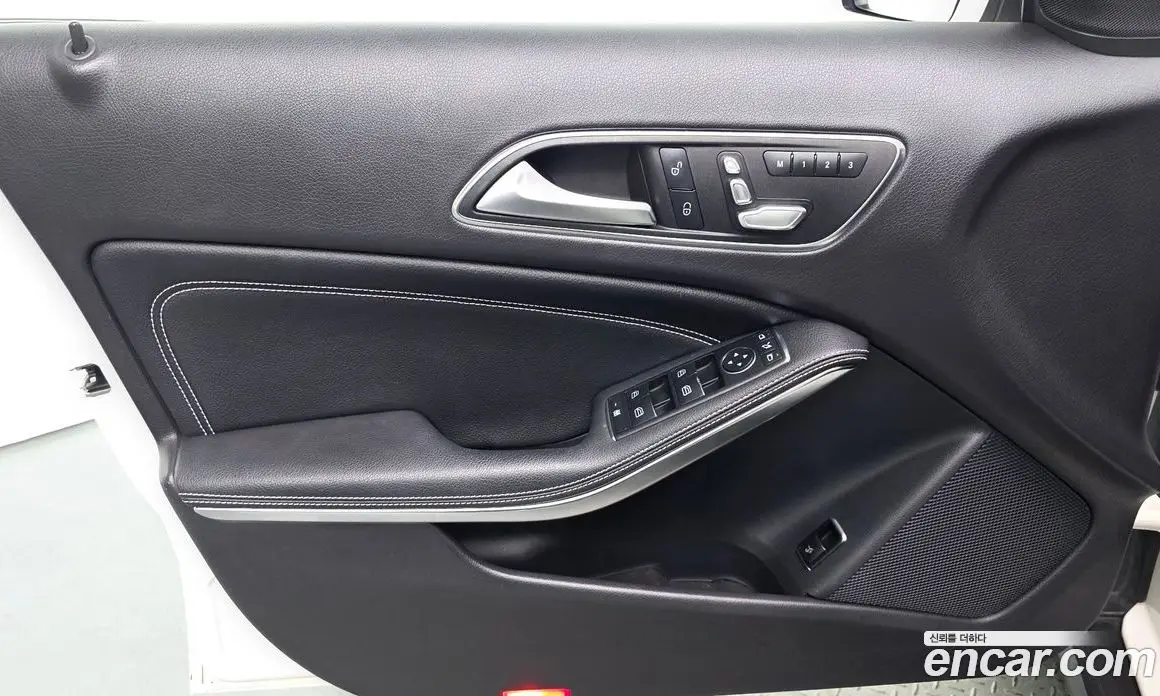 Mercedes-Benz GLA-Class 2019 2.0 автомат (гидро), фото 14 Mercedes-Benz GLA-Class 2019 2.0 автомат (гидро), фото 14