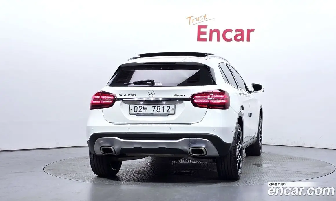 Mercedes-Benz GLA-Class 2019 2.0 автомат (гидро), фото 4 Mercedes-Benz GLA-Class 2019 2.0 автомат (гидро), фото 4