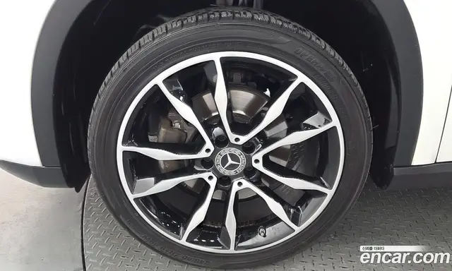Mercedes-Benz GLA-Class 2019 2.0 автомат (гидро), миниатюра 5 Mercedes-Benz GLA-Class 2019 2.0 автомат (гидро), миниатюра 5