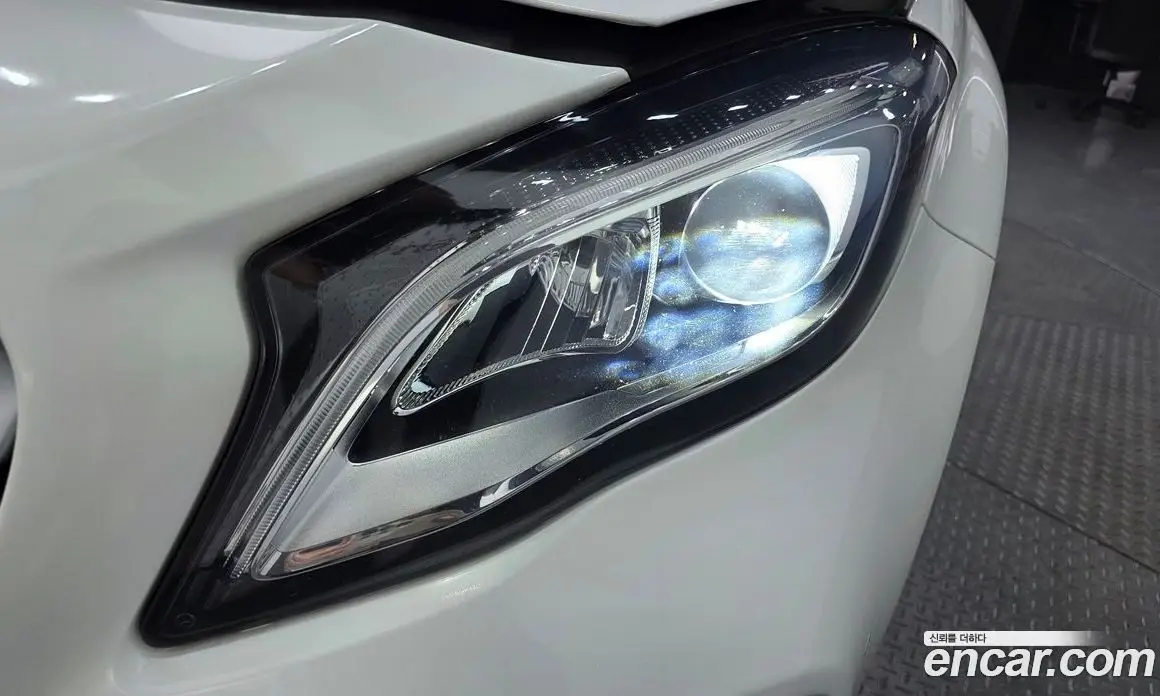 Mercedes-Benz GLA-Class 2019 2.0 автомат (гидро), фото 8 Mercedes-Benz GLA-Class 2019 2.0 автомат (гидро), фото 8