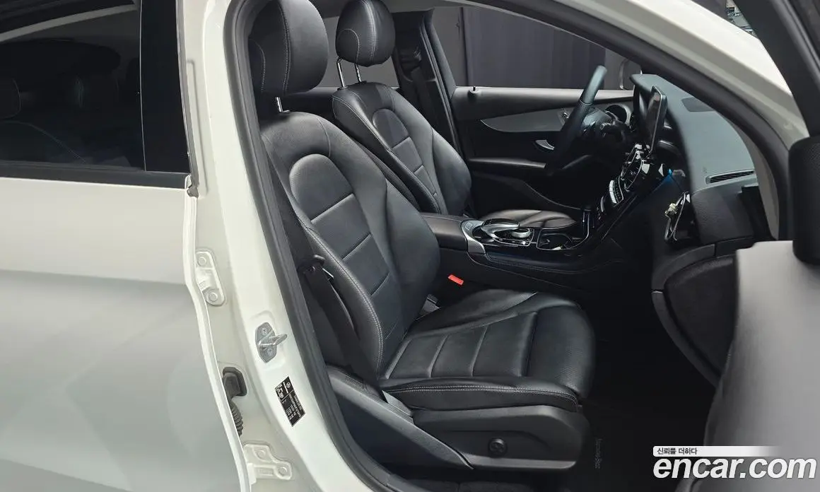 Mercedes-Benz GLC-Class 2018 2.1 автомат (гидро), фото 16 Mercedes-Benz GLC-Class 2018 2.1 автомат (гидро), фото 16