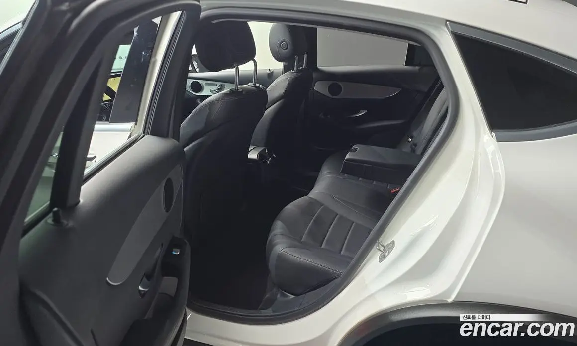 Mercedes-Benz GLC-Class 2018 2.1 автомат (гидро), фото 17 Mercedes-Benz GLC-Class 2018 2.1 автомат (гидро), фото 17