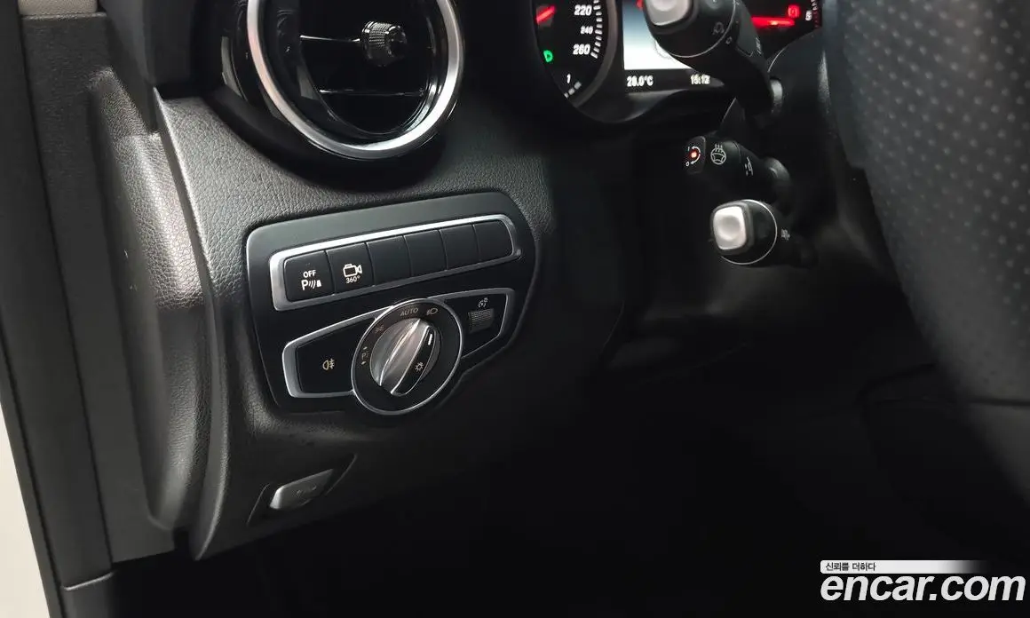 Mercedes-Benz GLC-Class 2018 2.1 автомат (гидро), фото 20 Mercedes-Benz GLC-Class 2018 2.1 автомат (гидро), фото 20