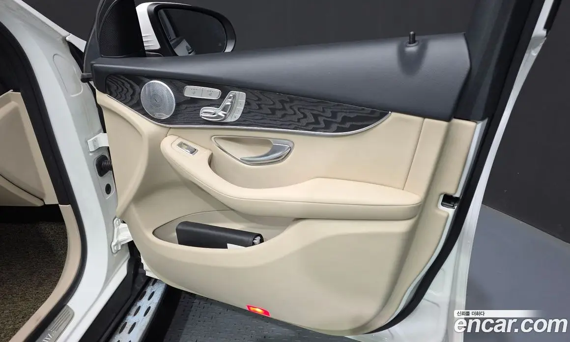 Mercedes-Benz GLC-Class 2019 2.0 автомат (гидро), фото 13 Mercedes-Benz GLC-Class 2019 2.0 автомат (гидро), фото 13