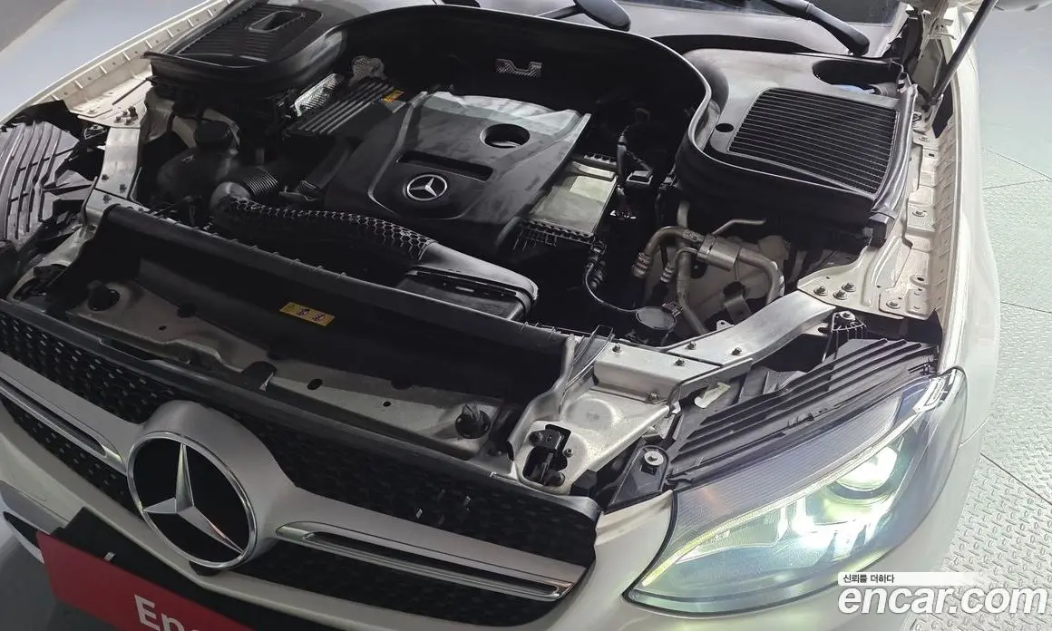 Mercedes-Benz GLC-Class 2019 2.0 автомат (гидро), фото 5 Mercedes-Benz GLC-Class 2019 2.0 автомат (гидро), фото 5