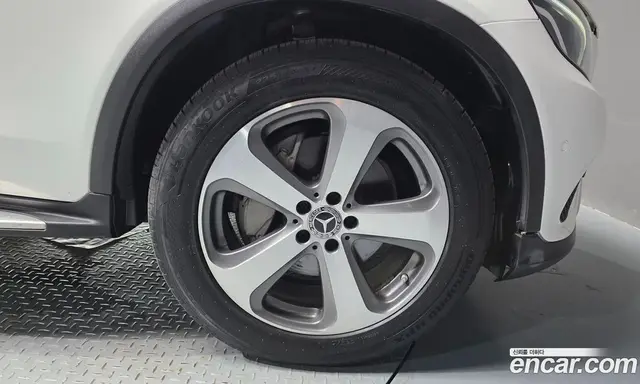 Mercedes-Benz GLC-Class 2019 2.0 автомат (гидро), миниатюра 6 Mercedes-Benz GLC-Class 2019 2.0 автомат (гидро), миниатюра 6