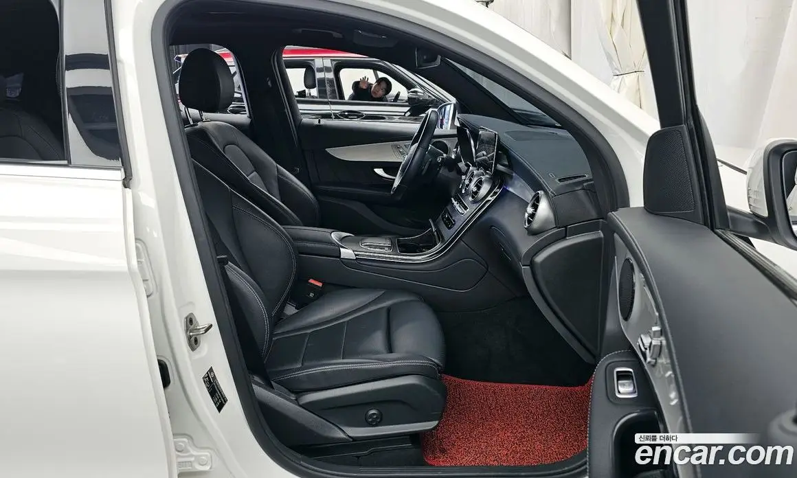 Mercedes-Benz GLC-Class 2023 1.9 автомат (гидро), фото 11