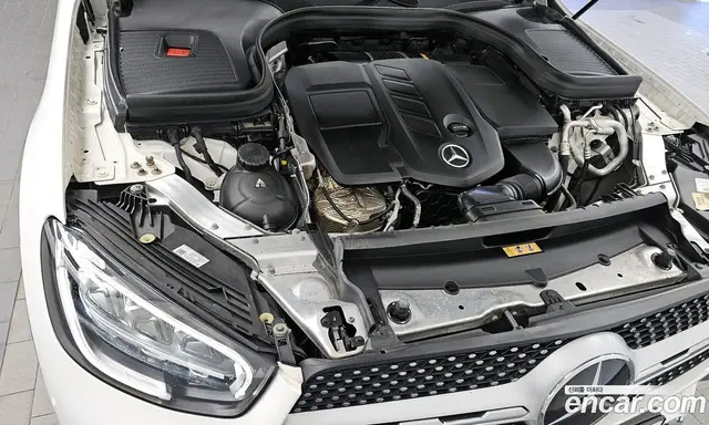 Mercedes-Benz GLC-Class 2023 1.9 автомат (гидро), миниатюра 6
