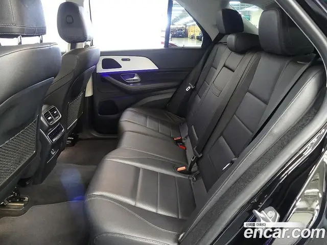 Mercedes-Benz GLE-Class 2019 1.9 автомат (гидро), миниатюра 6