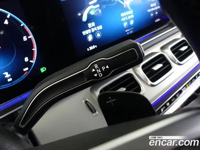 Mercedes-Benz GLE-Class 2019 1.9 автомат (гидро), миниатюра 7