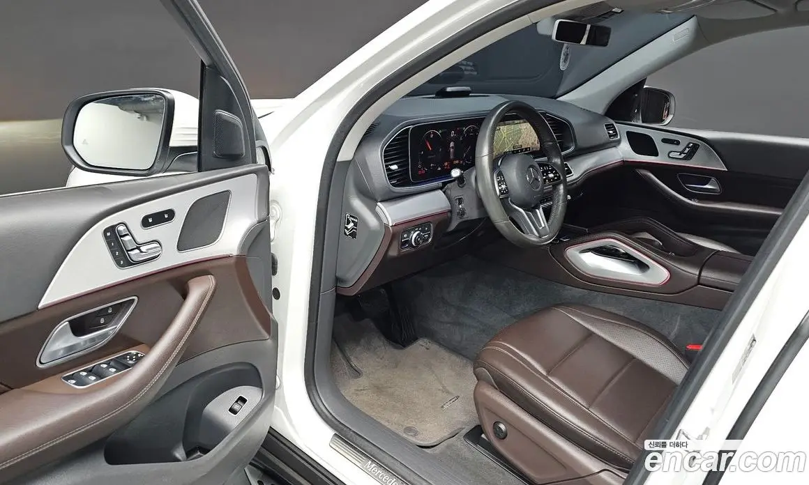 Mercedes-Benz GLE-Class 2019 1.9 автомат (гидро), фото 17 Mercedes-Benz GLE-Class 2019 1.9 автомат (гидро), фото 17