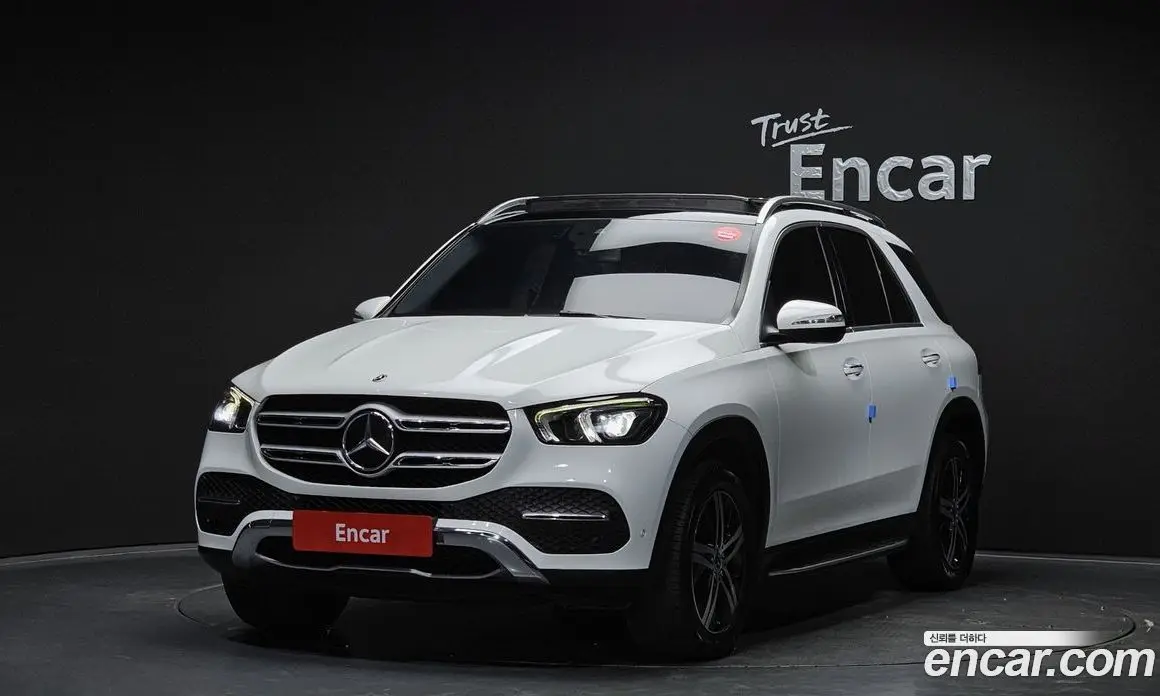 Mercedes-Benz GLE-Class 2020 1.9 автомат (гидро), фото 1 Mercedes-Benz GLE-Class 2020 1.9 автомат (гидро), фото 1