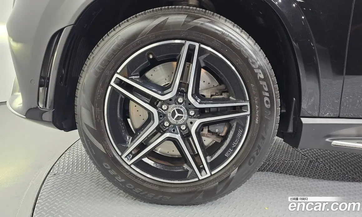 Mercedes-Benz GLE-Class 2020 3.0 автомат (гидро), фото 5 Mercedes-Benz GLE-Class 2020 3.0 автомат (гидро), фото 5