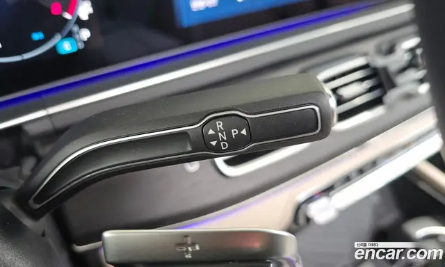 Mercedes-Benz GLS-Class 2024 4.0 автомат (гидро), миниатюра 12