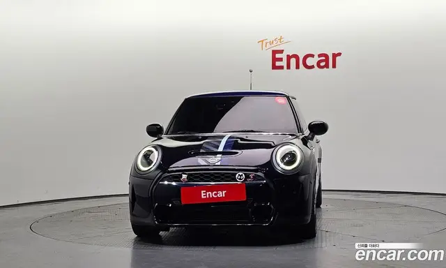 Mini Cooper 2022 2.0 автомат (гидро), миниатюра 3
