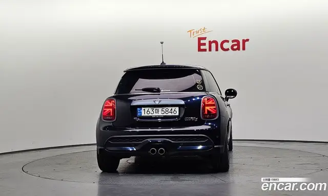 Mini Cooper 2022 2.0 автомат (гидро), миниатюра 4