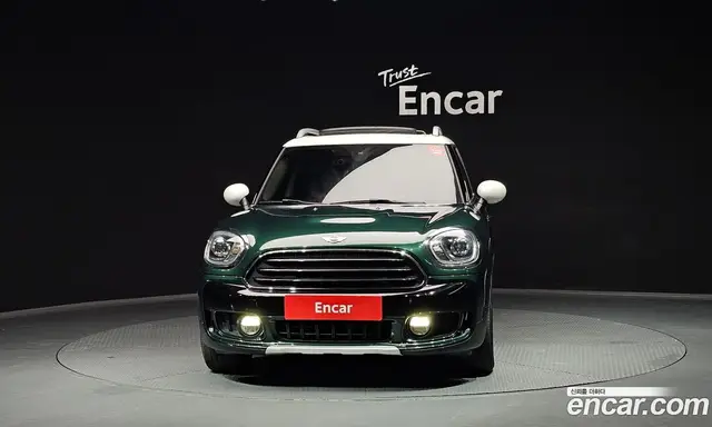 Mini Countryman 2018 2.0 автомат (гидро), миниатюра 3 Mini Countryman 2018 2.0 автомат (гидро), миниатюра 3