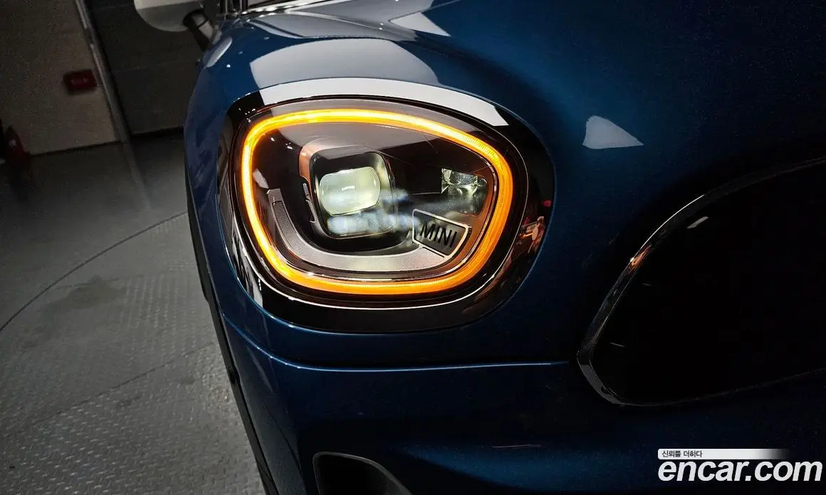 Mini Countryman 2021 1.5 автомат (гидро), фото 8 Mini Countryman 2021 1.5 автомат (гидро), фото 8