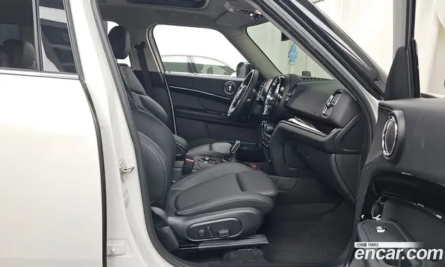 Mini Countryman 2024 1.5 автомат (гидро), миниатюра 11 Mini Countryman 2024 1.5 автомат (гидро), миниатюра 11