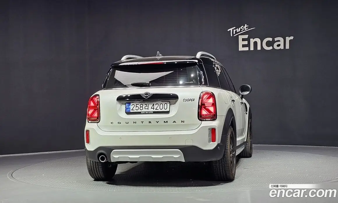 Mini Countryman 2024 1.5 автомат (гидро), фото 4 Mini Countryman 2024 1.5 автомат (гидро), фото 4