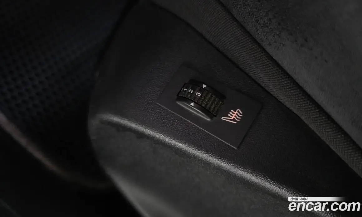Peugeot 2008 2016 1.6 автомат (гидро), фото 18