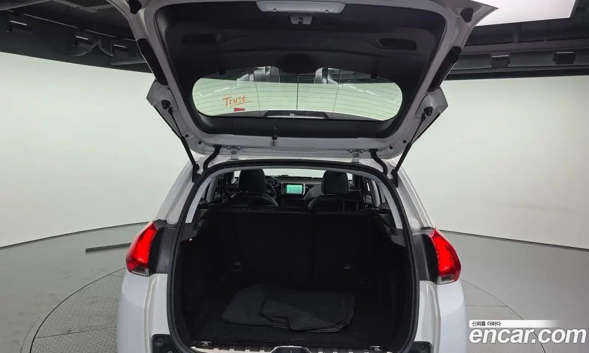 Peugeot 2008 2016 1.6 автомат (гидро), фото 20