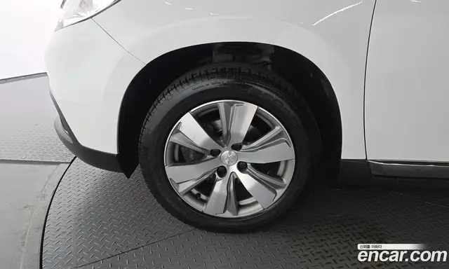 Peugeot 2008 2016 1.6 автомат (гидро), миниатюра 5