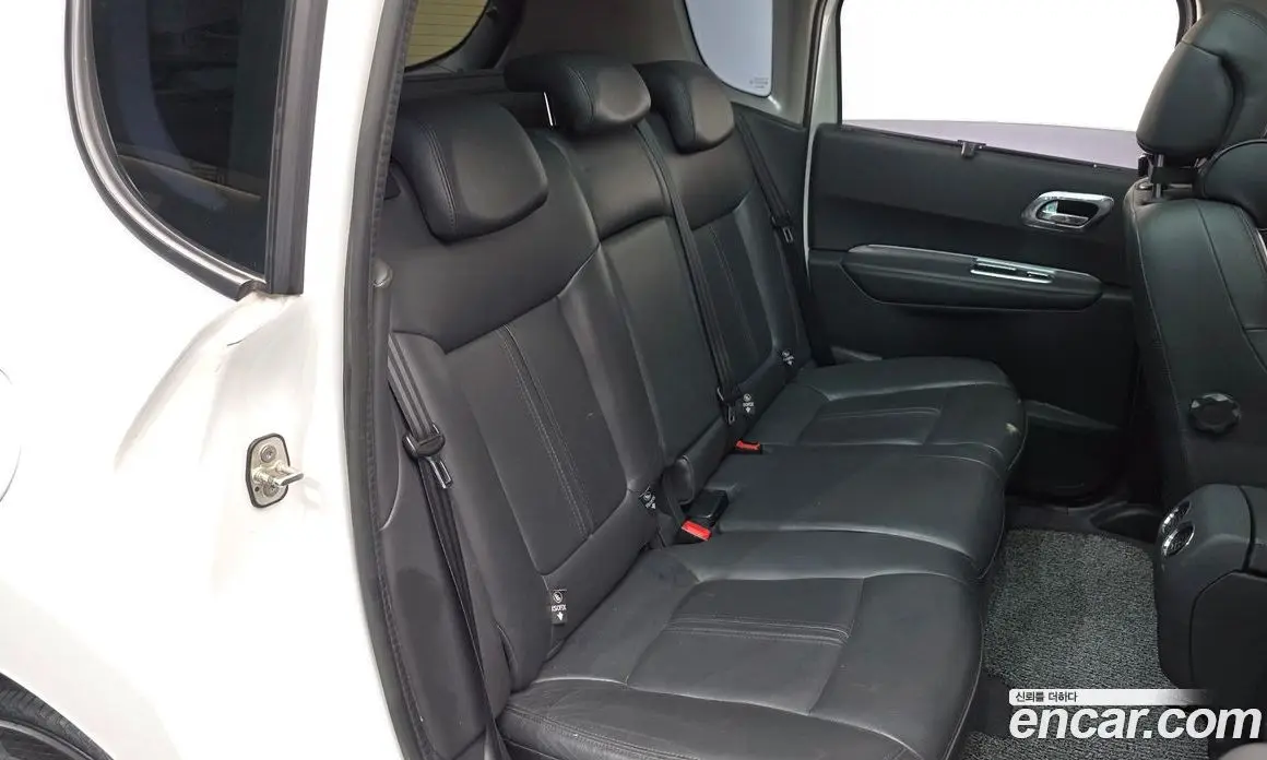 Peugeot 3008 2013 2.0 автомат (гидро), фото 12 Peugeot 3008 2013 2.0 автомат (гидро), фото 12