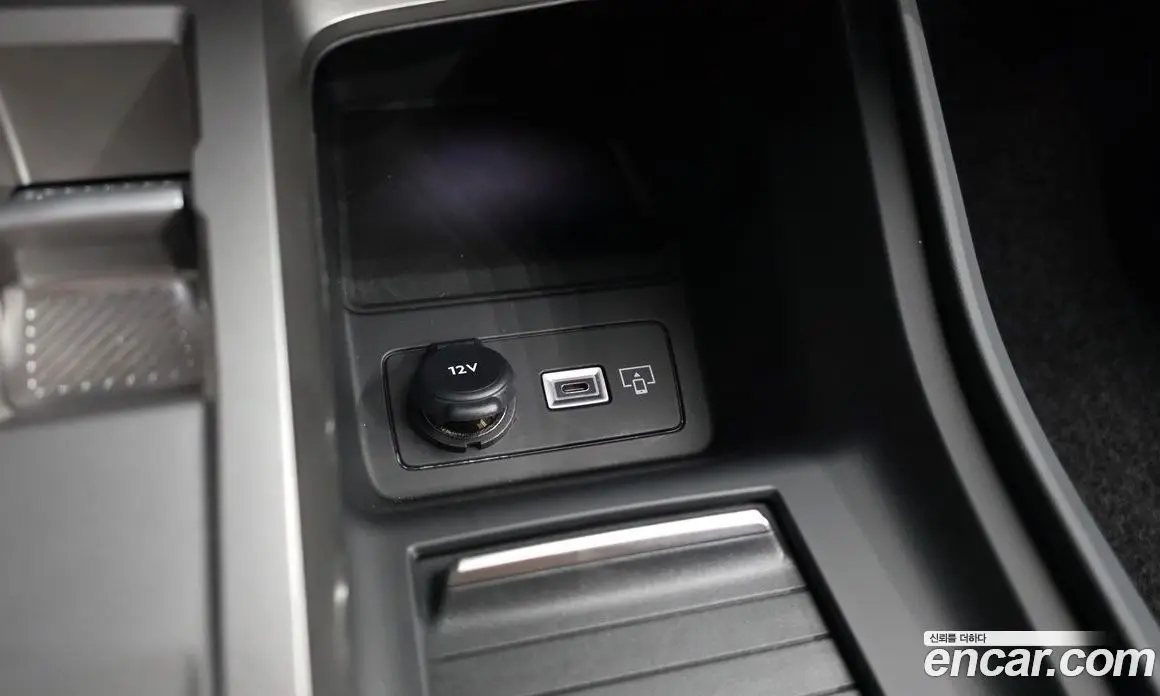 Peugeot 408 2023 1.2 автомат (гидро), фото 30