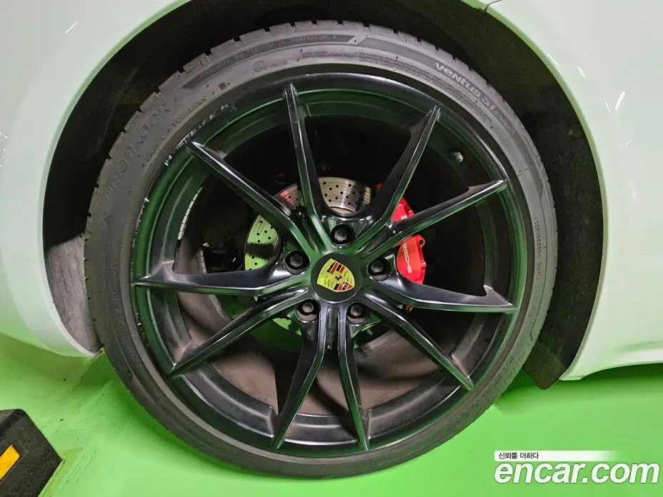 Porsche 718 2018 2.5 автомат (гидро), фото 19 Porsche 718 2018 2.5 автомат (гидро), фото 19