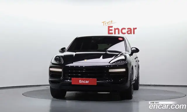 Porsche Cayenne 2020 4.0 автомат (гидро), миниатюра 3 Porsche Cayenne 2020 4.0 автомат (гидро), миниатюра 3