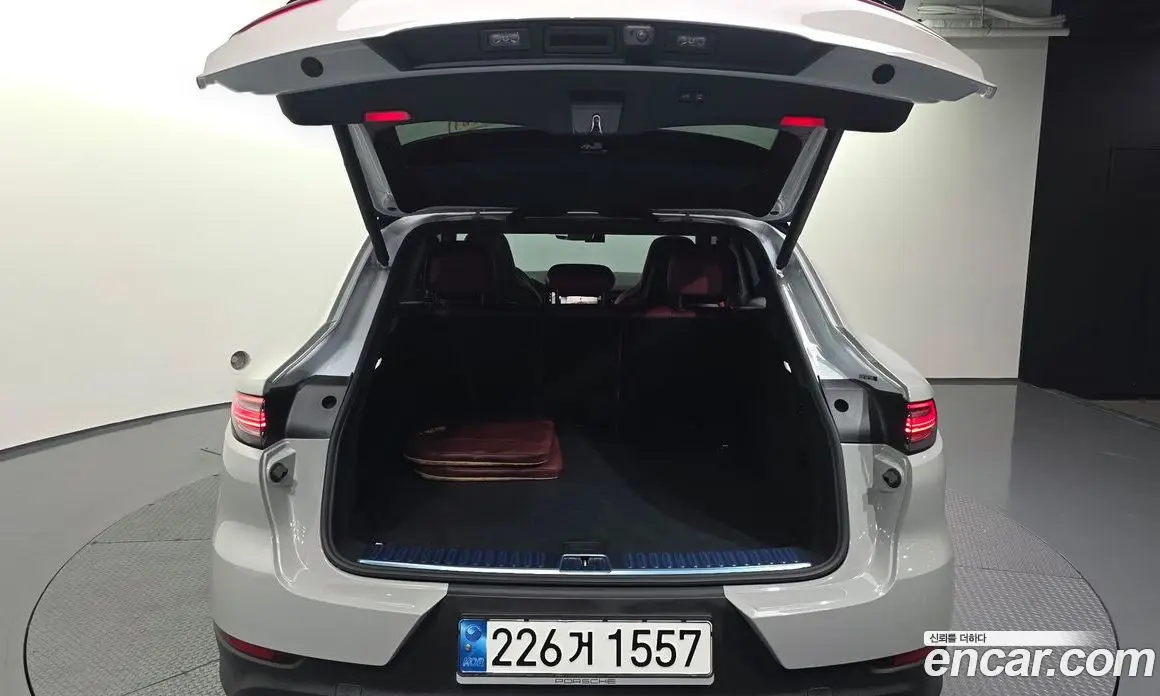 Porsche Cayenne 2022 3.0 автомат (гидро), фото 25 Porsche Cayenne 2022 3.0 автомат (гидро), фото 25