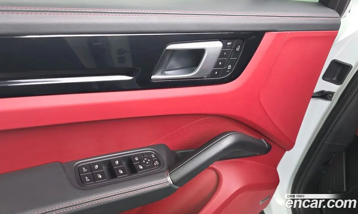 Porsche Cayenne 2022 3.0 автомат (гидро), фото 30 Porsche Cayenne 2022 3.0 автомат (гидро), фото 30