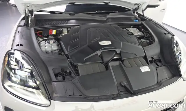 Porsche Cayenne 2022 3.0 автомат (гидро), миниатюра 5 Porsche Cayenne 2022 3.0 автомат (гидро), миниатюра 5