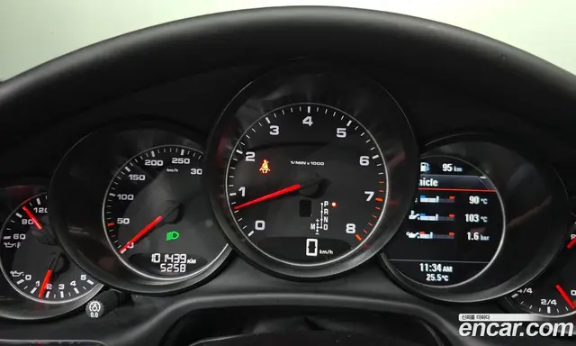 Porsche Panamera 2016 3.6 автомат (гидро), миниатюра 8 Porsche Panamera 2016 3.6 автомат (гидро), миниатюра 8