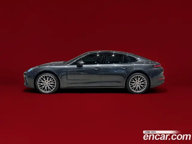 Porsche Panamera, 2024, 4 700 км