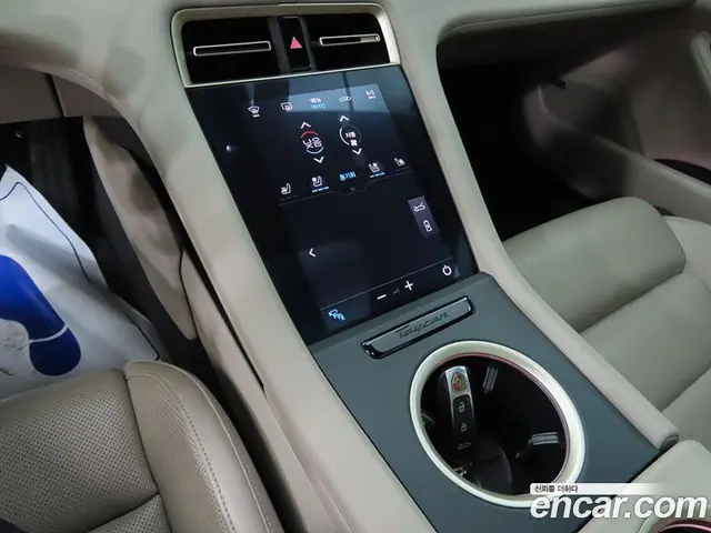 Porsche Taycan 2023 0.1 автомат (гидро), миниатюра 10 Porsche Taycan 2023 0.1 автомат (гидро), миниатюра 10